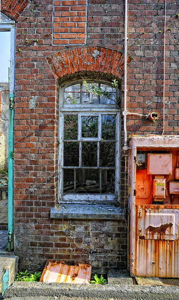  - Urban Decay