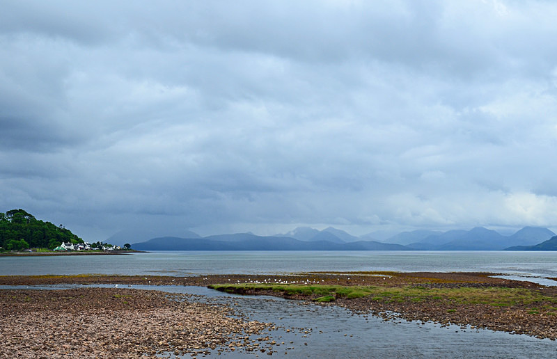 Applecross Bay, Raasay and Skye, Highland - Sea and sand