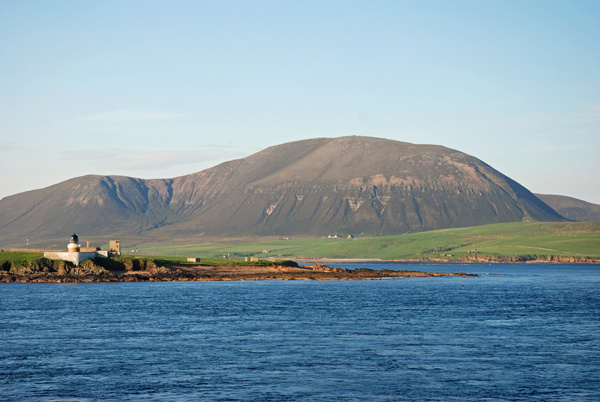 Hoy, Orkney - Sea and sand