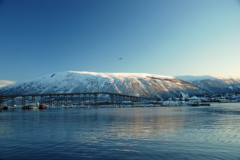 Tromsøysundet, Tromsø - Tromsø
