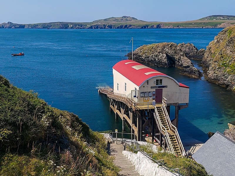 St. Justinian and RSPB Ramsey Island, Pembrokeshire - Sea and sand