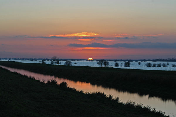  - Sunsets and sunrises