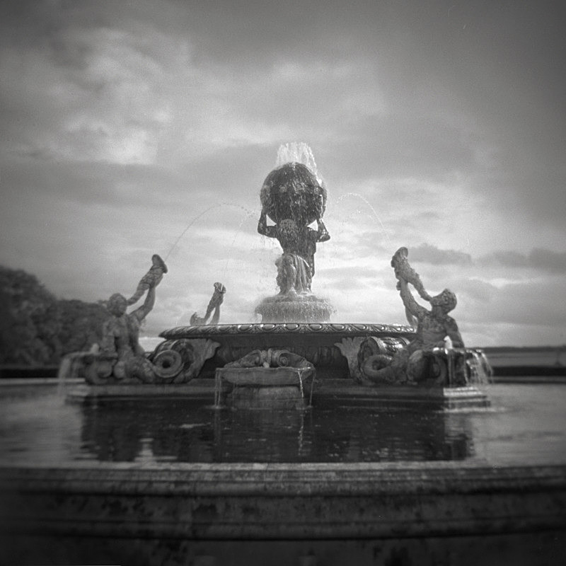 Atlas Fountain, Castle Howard - Holga 120N