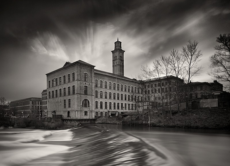 Salts Mill Weir - Architecture