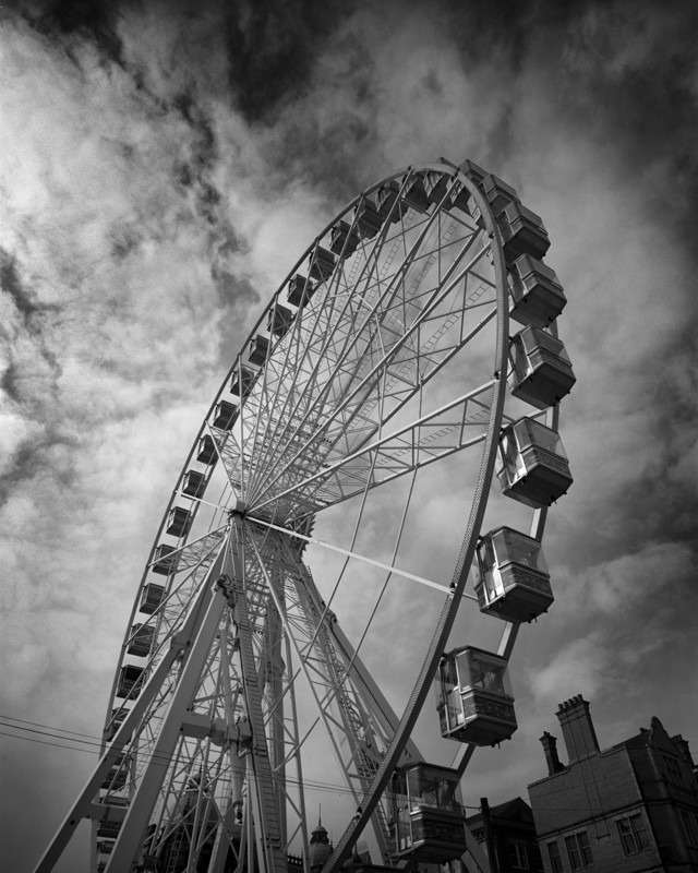 Big Wheel in Leeds - Architecture