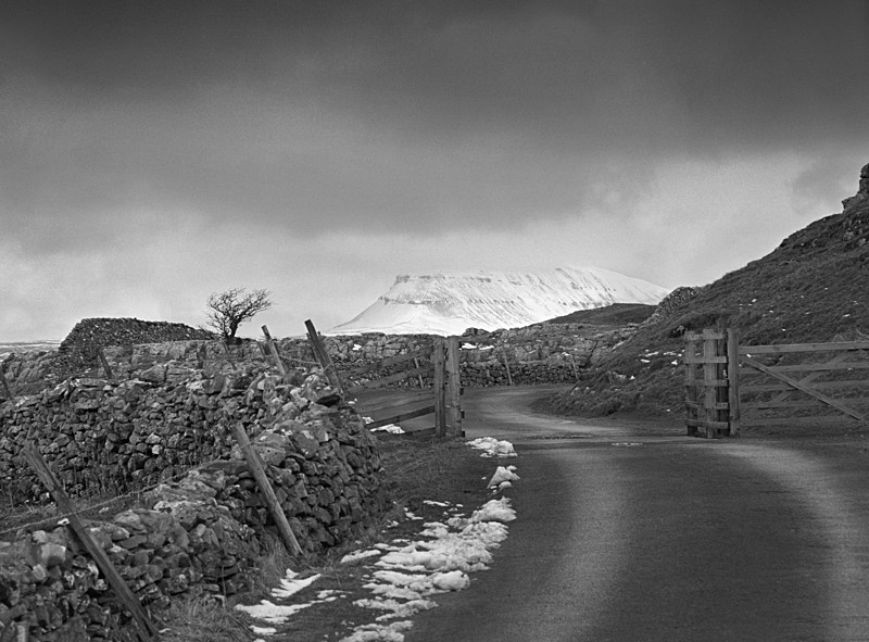 Road to Pen-y-Ghent - Landscapes