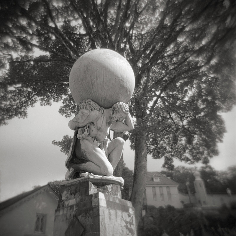 Power, Port Merrion - Holga 120N