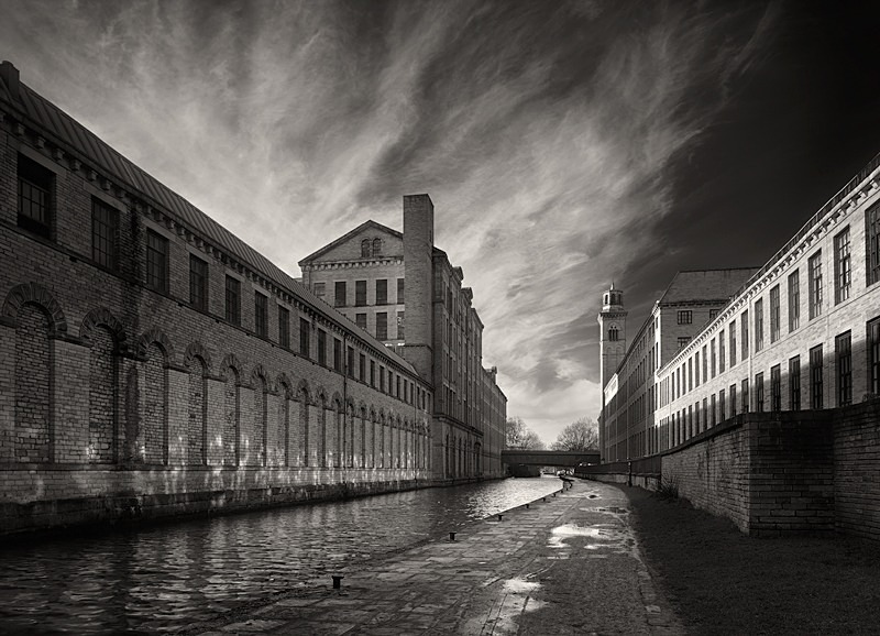 Light on the Mill - Architecture