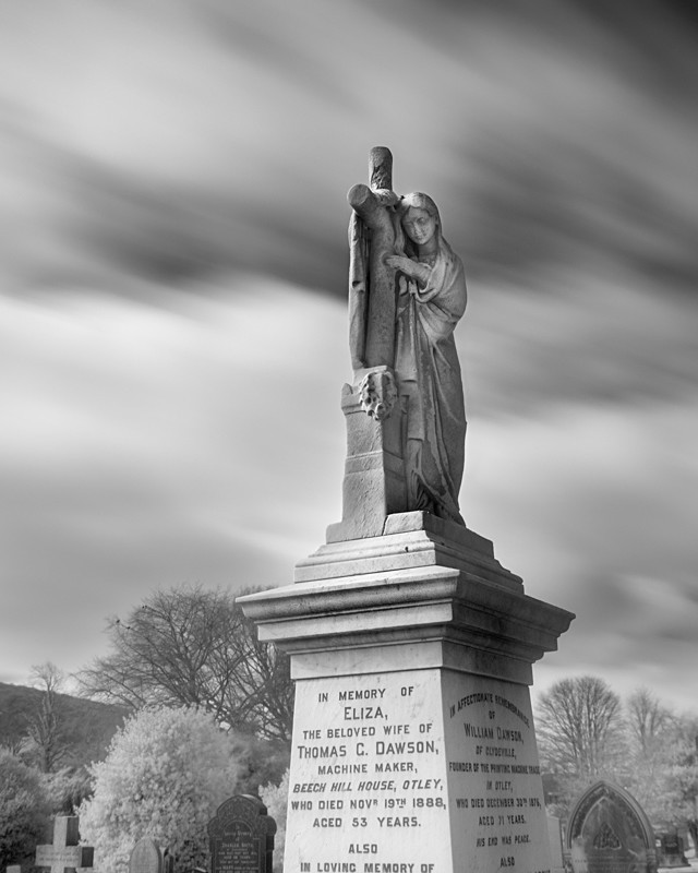 Statue in Otley