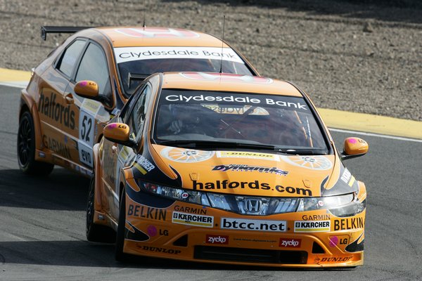 IO9F0887 - British Touring Car Championship from Knockhill