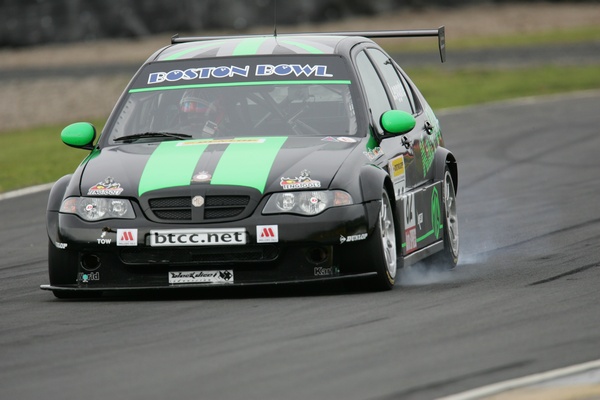 IO9F9188 - British Touring Car Championship from Knockhill