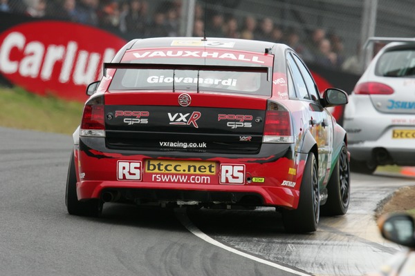 IO9F9872 - British Touring Car Championship from Knockhill