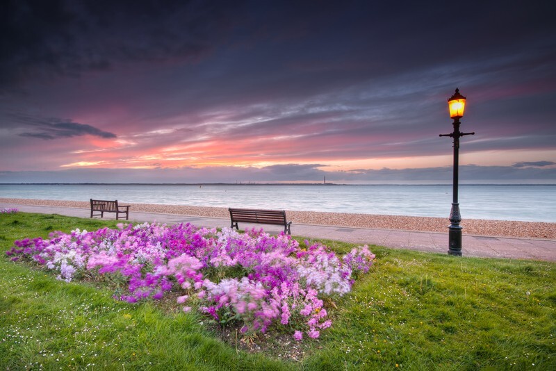 z4156 Dusk of Colour, Cowes - Yarmouth to West Cowes inc Newtown