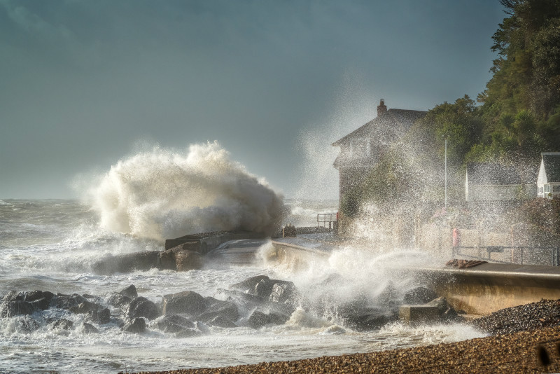 z3130 Stormy Spray Monks Bay - Ventnor to St Catherine's inc Bonchurch, Whitwell & the Undercliff