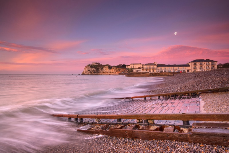 z2582 Pink Dawn, Freshwater Bay - Freshwater Bay to Colwell Bay inc the Needles