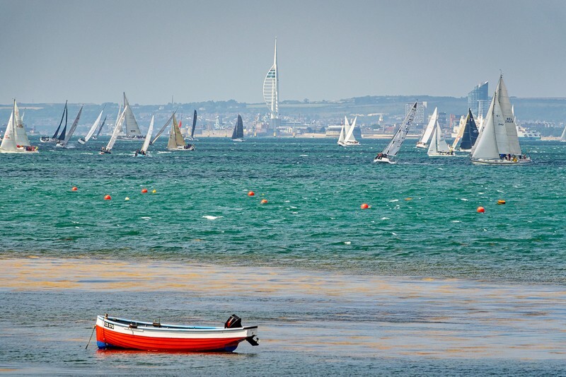 z4293 Round the Island Race from Bembridge - East Cowes to Ryde inc Haventstreet, Ashey, Wooton & Binstead