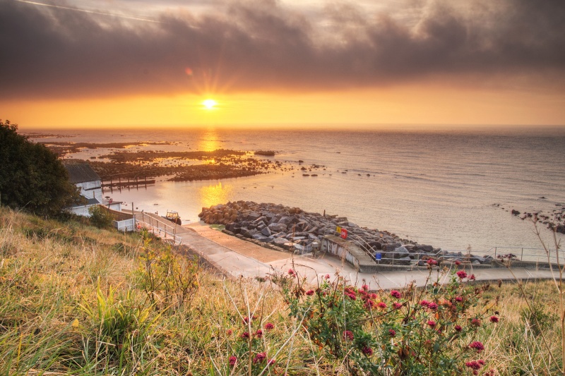 z2535 Wheelers Bay at Sunrise, Ventnor - Ventnor to St Catherine's inc Bonchurch, Whitwell & the Undercliff