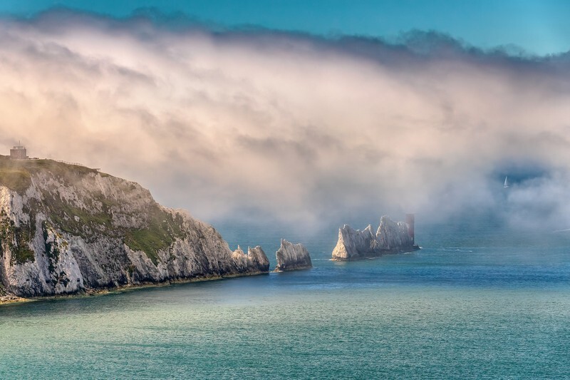 z4282 Clearing Fog over the Needles - Freshwater Bay to Colwell Bay inc the Needles