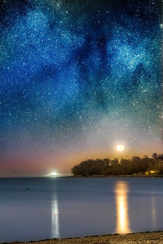 z3170 Milky Way Moonrise, Bembridge - Seaview to Bembridge, Whitecliff Bay and Brading