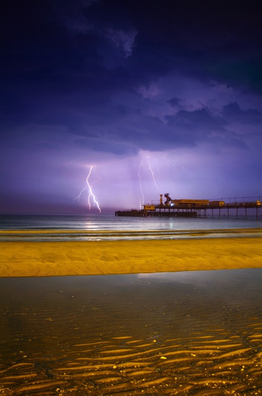 582 Lightning, Sandown Pier - The