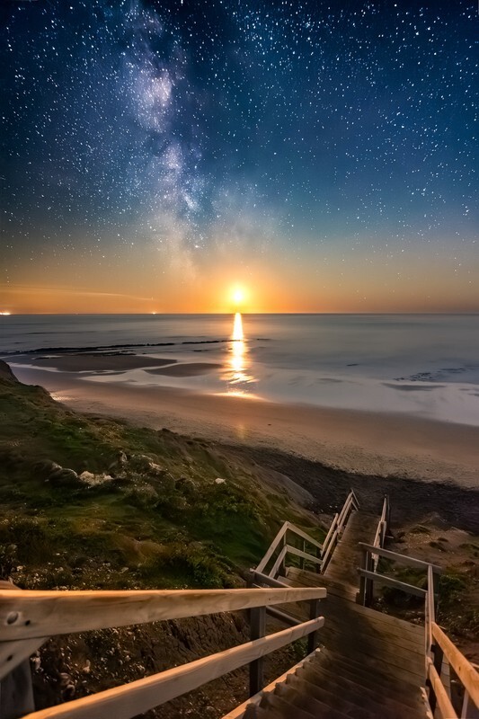 z4410 Milky Way Moonset over Compton Bay - Latest images