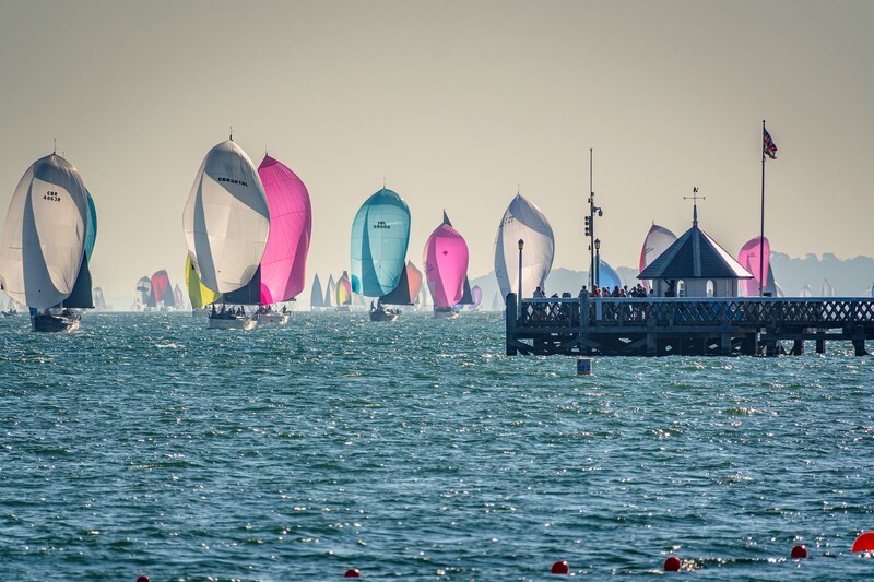 z4459 Round the Island Race Yarmouth - Latest images