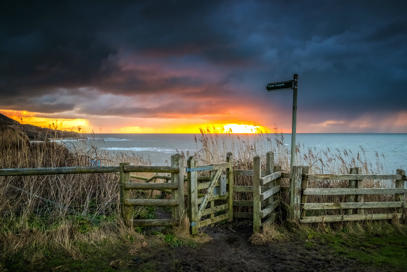 z3381 Sunrise over Castlehaven Niton - Ventnor to St Catherine's inc Bonchurch, Whitwell & the Undercliff