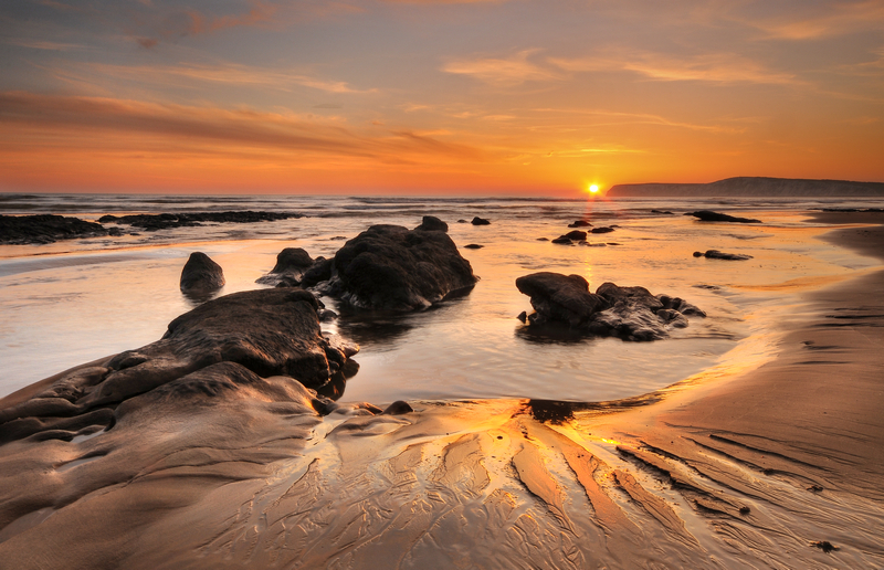 z2078 Compton Bay at Sunset - Blackgang to Compton inc Brighstone, Shorwell & West Wight
