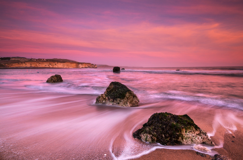 z1960 Evening Pinks, Freshwater Bay - Freshwater Bay to Colwell Bay inc the Needles