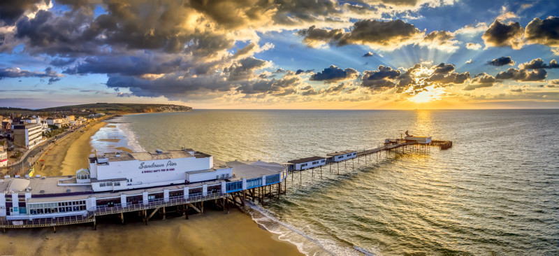 z3346 Sandown Pier Sunrise - Sandown, Shanklin, Luccombe and Wroxall