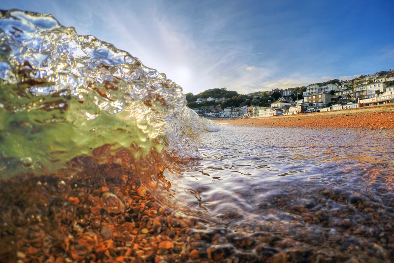 z2523 Glass Wavelet, Ventnor Beach - Ventnor to St Catherine's inc Bonchurch, Whitwell & the Undercliff