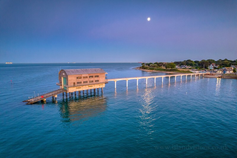 z4446 Moonlit Reflections Bembridge - Latest images