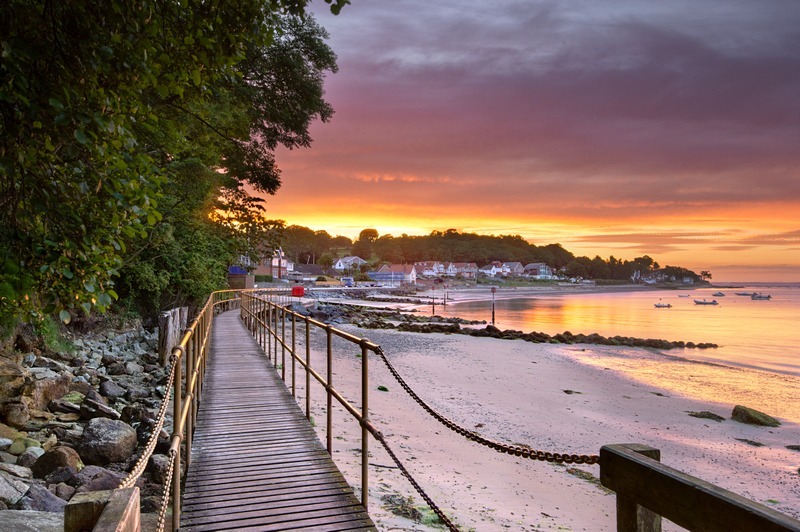z2212 Seagrove Bay at Sunset - Seaview to Bembridge, Whitecliff Bay and Brading
