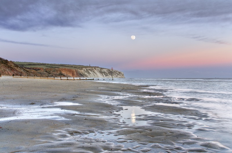 z2327 Rising Moon over Culver Down - Sandown, Shanklin, Luccombe and Wroxall