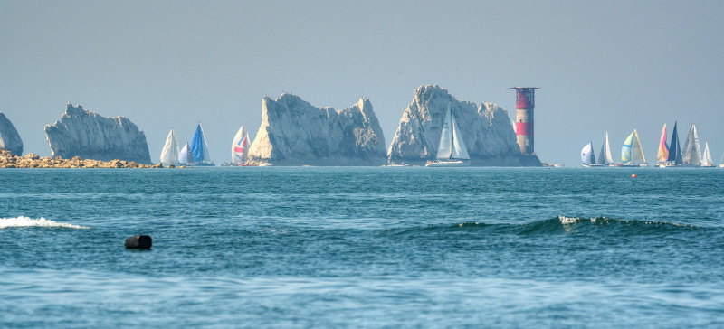 z3236 Round the Island Race, The Needles - Freshwater Bay to Colwell Bay inc the Needles