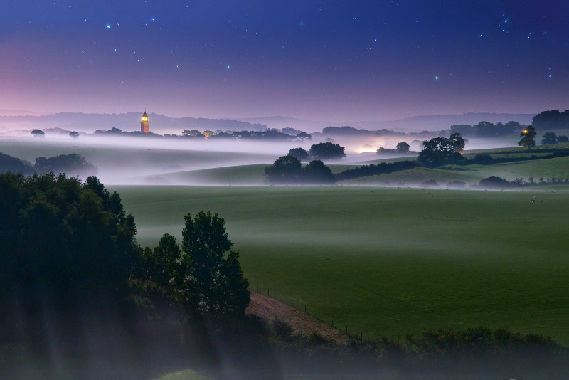 z1902 Gatcombe by Moonlight - The Inner Island inc Newport & Godshill