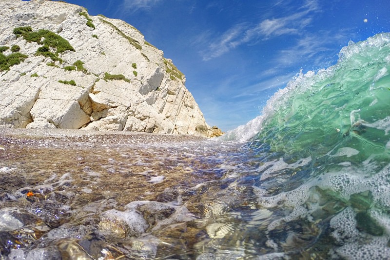 z2460 Summer Blues, Watcombe Bay - Freshwater Bay to Colwell Bay inc the Needles