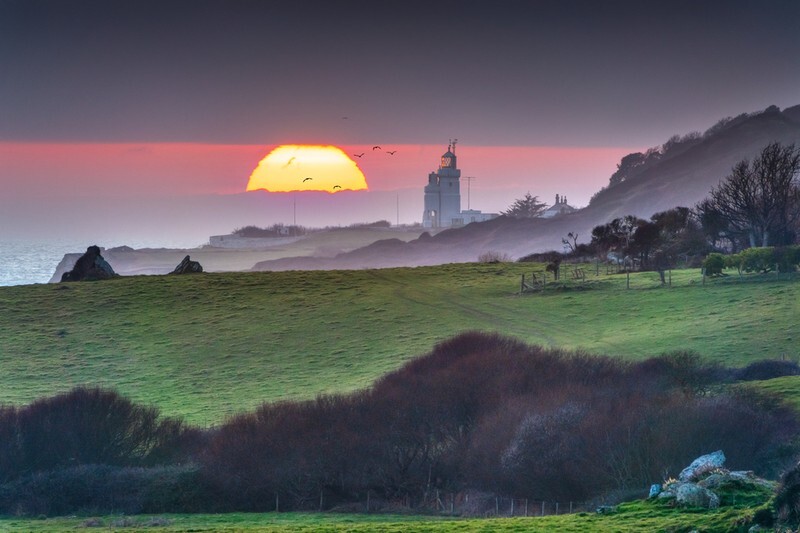 z3998 Sunset over St Catherine's Lighthouse - Ventnor to St Catherine's inc Bonchurch, Whitwell & the Undercliff