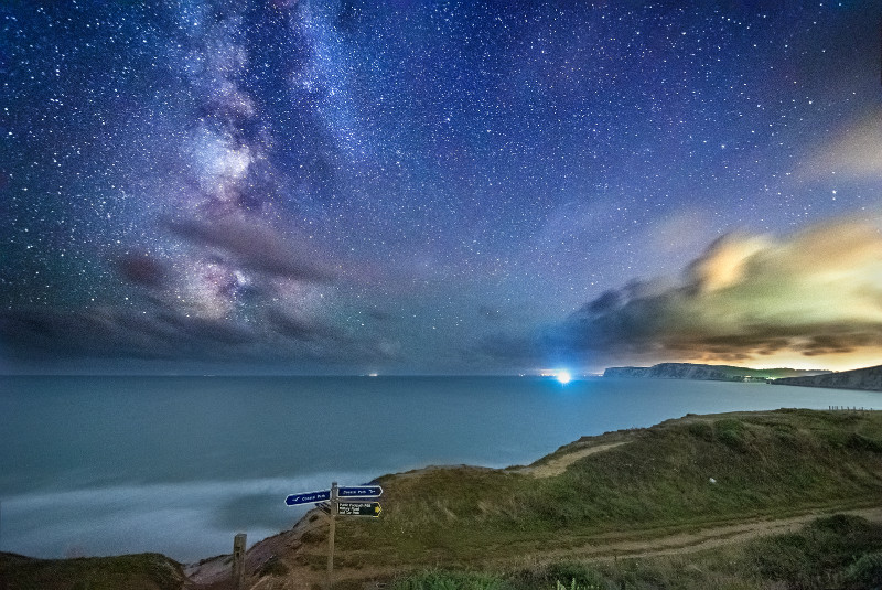 z3093 Milky Way over Compton Bay