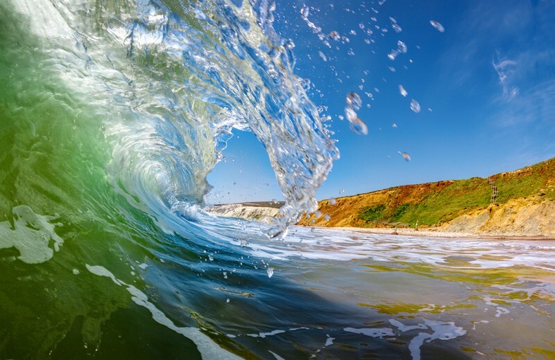 z3767 Crystal Wave at Compton Bay - The