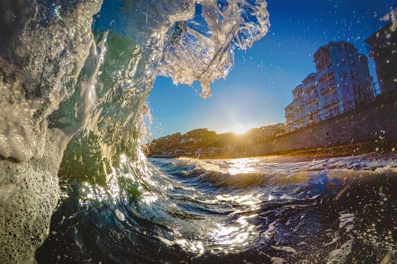 z3929 Evening Surf, Ventnor - The