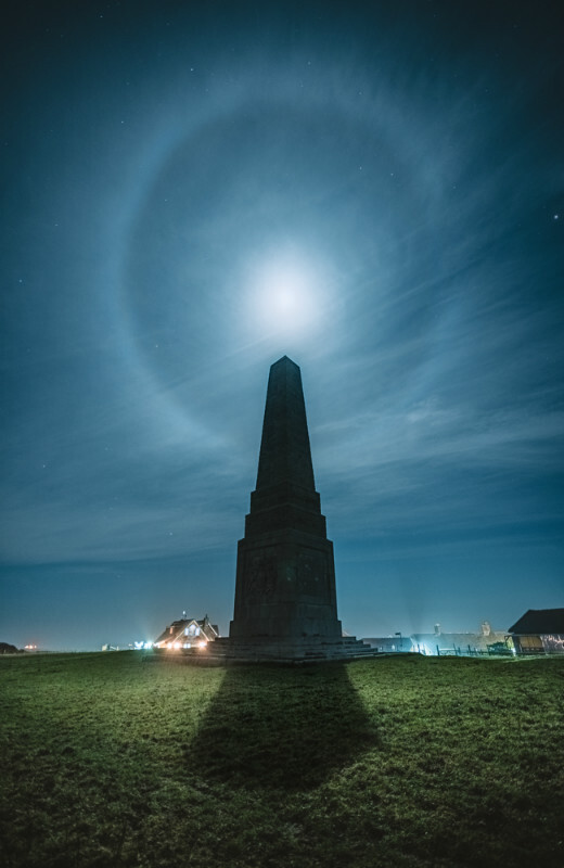 z3701 Moon Halo, Yarborough Monument, Culver Down - Seaview to Bembridge, Whitecliff Bay and Brading