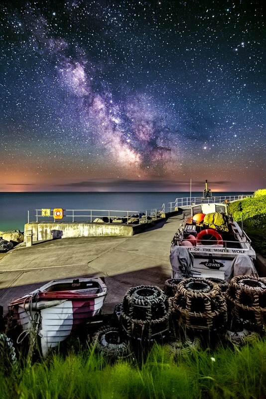 z4296 Midnight Milky Way over Wheelers Bay - Ventnor to St Catherine's inc Bonchurch, Whitwell & the Undercliff