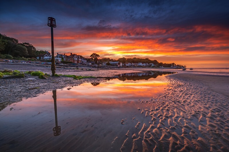 z4202 Sunset, Seagrove Bay - Seaview to Bembridge, Whitecliff Bay and Brading