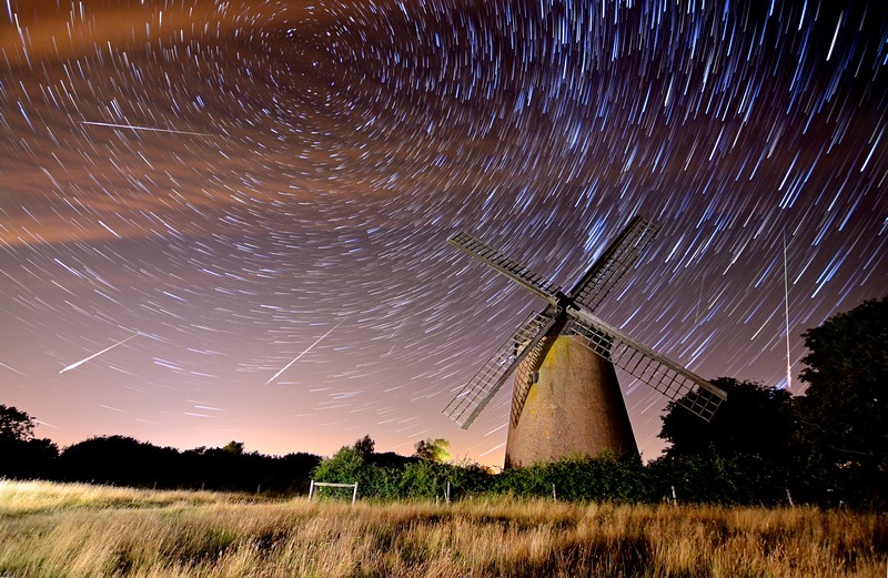 z2246 Perseid Meteor Shower over Bembridge Windmill - Seaview to Bembridge, Whitecliff Bay and Brading