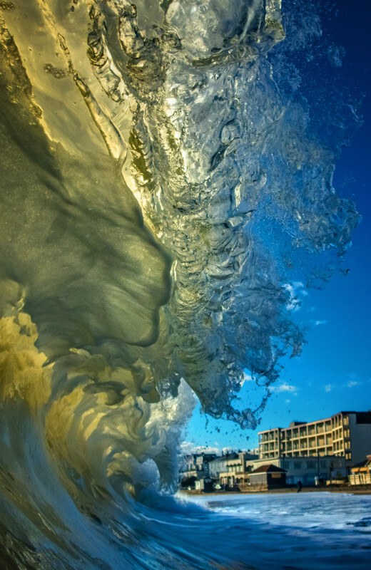 z3699 Crystal Waves of Sandown Bay - The