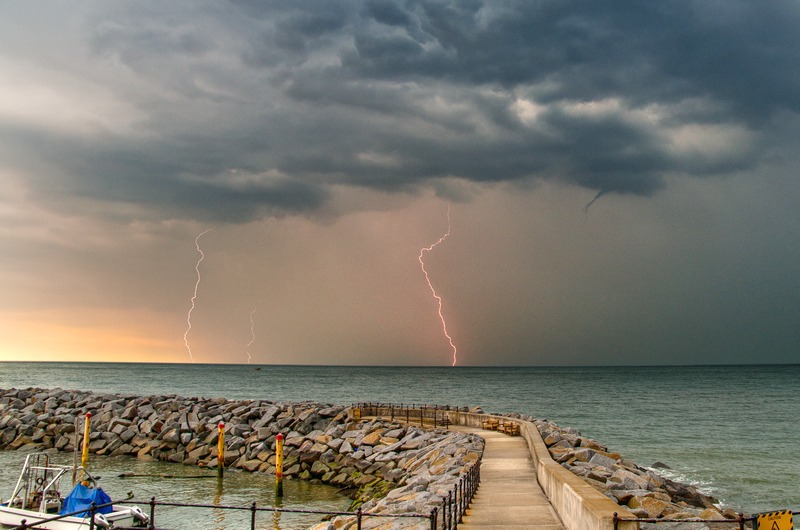 z2306 Morning Storm over Ventnor - Ventnor to St Catherine's inc Bonchurch, Whitwell & the Undercliff