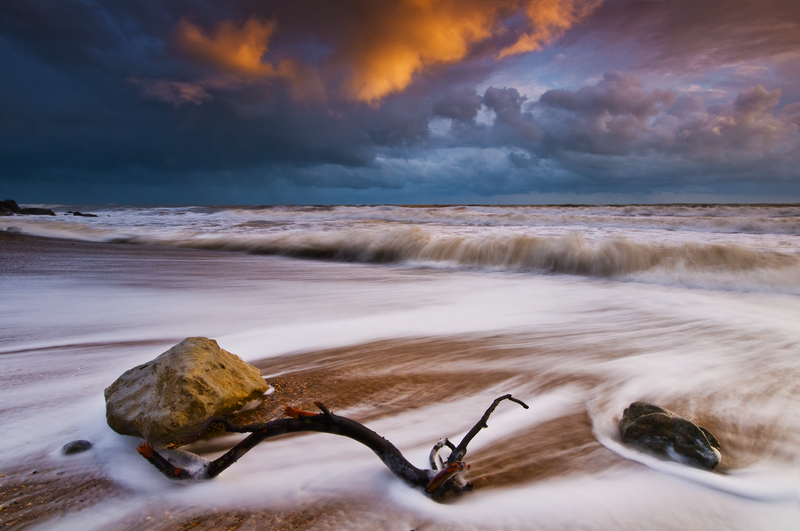 z1714 Woody Bay at Sunset - Ventnor to St Catherine's inc Bonchurch, Whitwell & the Undercliff