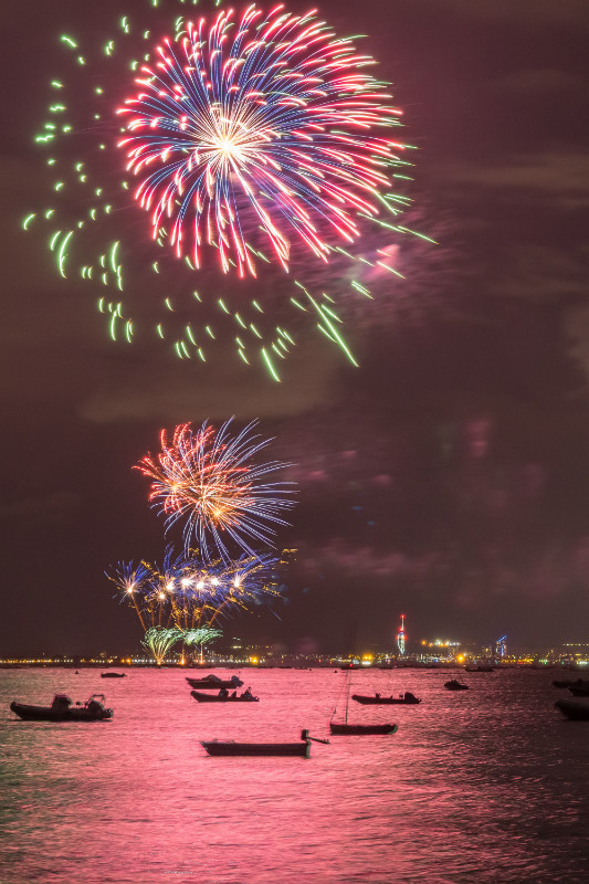 z3271 Seaview Regatta Fireworks - Seaview to Bembridge, Whitecliff Bay and Brading
