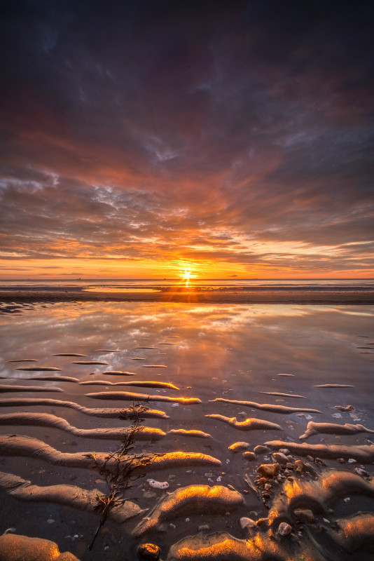 z3010 Shanklin Beach Sunrise - Sandown, Shanklin, Luccombe and Wroxall